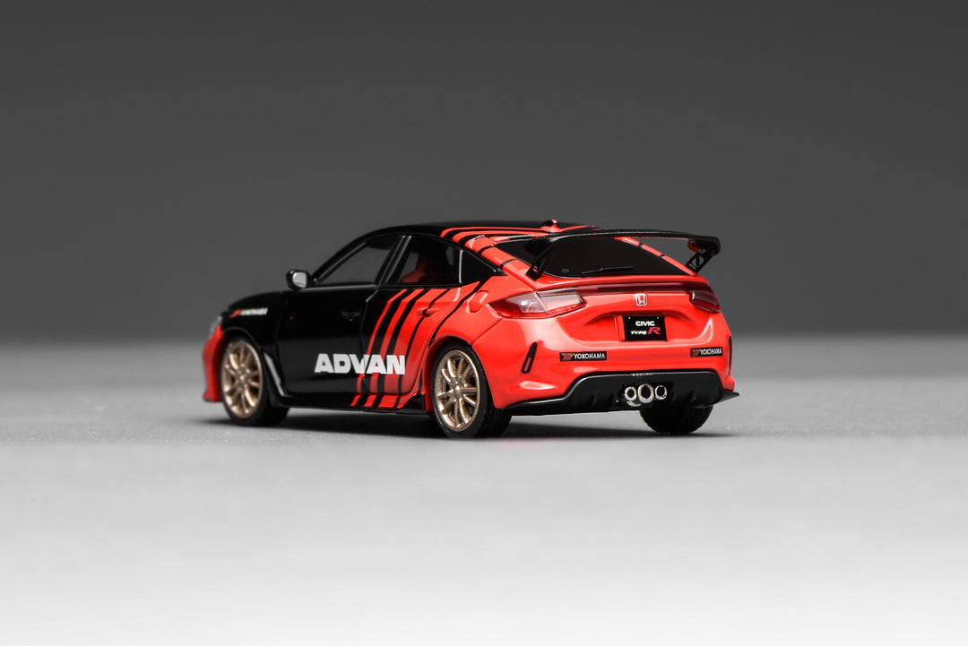 [Preorder] MOTORHELIX 1:64 Honda Civic TYPE R (FL5) Advan Livery w/MF10 Wheels M65341