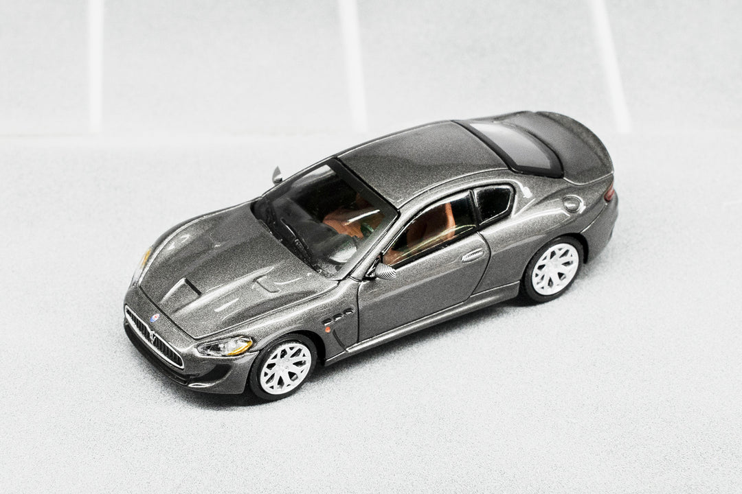 [Preorder] Shadow 1:64 Maserati GT (2 Colours)