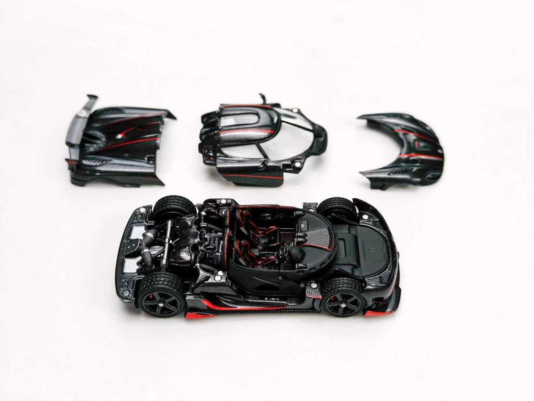 [Preorder] Frontiart 1:64 Koenigsegg Agera RS Carbon with Red Stripes