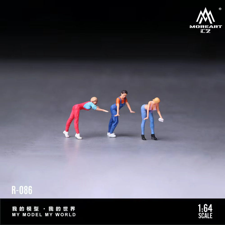 [Preorder] MoreArt 1:64 CAR WASH THREE SISTERS DOLL SET MO223086