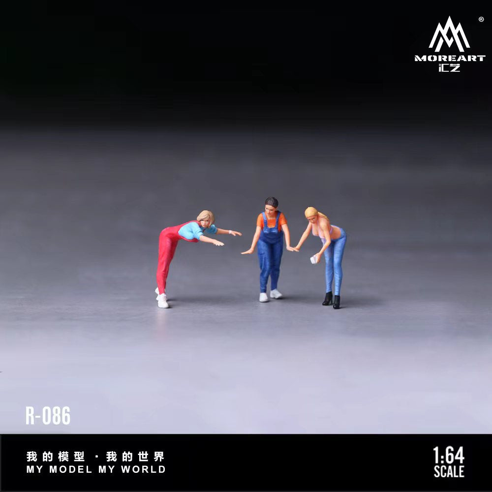 [Preorder] MoreArt 1:64 CAR WASH THREE SISTERS DOLL SET MO223086