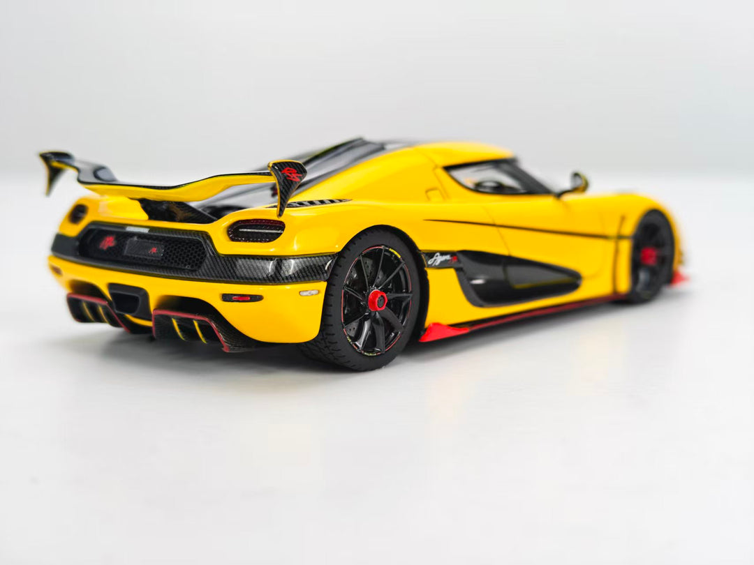 [Preorder] FrontiArt 1:43 Koenigsegg Agera RS ML Rock Yellow