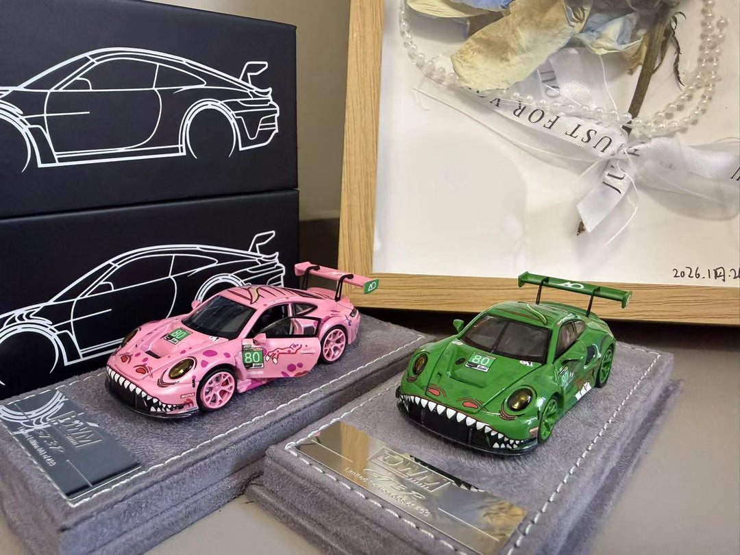 DWM 1:64 Porsche 911 GT3 Fully Open (4 Colours)