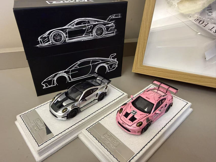 DWM 1:64 Porsche 911 GT3 Fully Open (4 Colours)