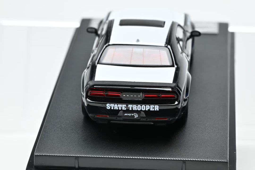[Preorder] Stance Hunters 1:64 Dodge Challenger Hellcat SRT Hellcat Texas State Trooper Livery