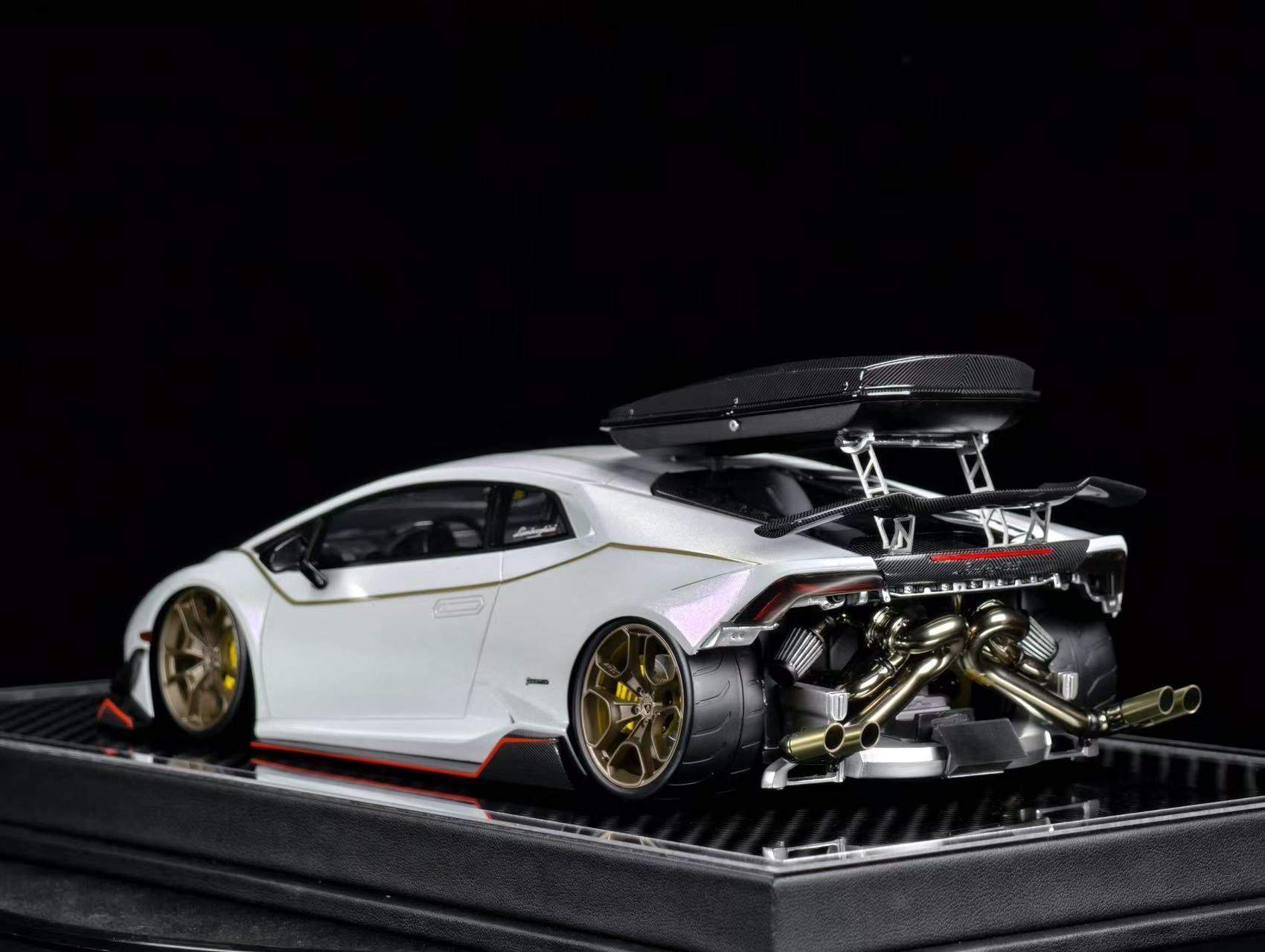 Preorder] MCM 1:18 1962 Lamborghini Cartelfunds LP610-4 Twin-Turbo