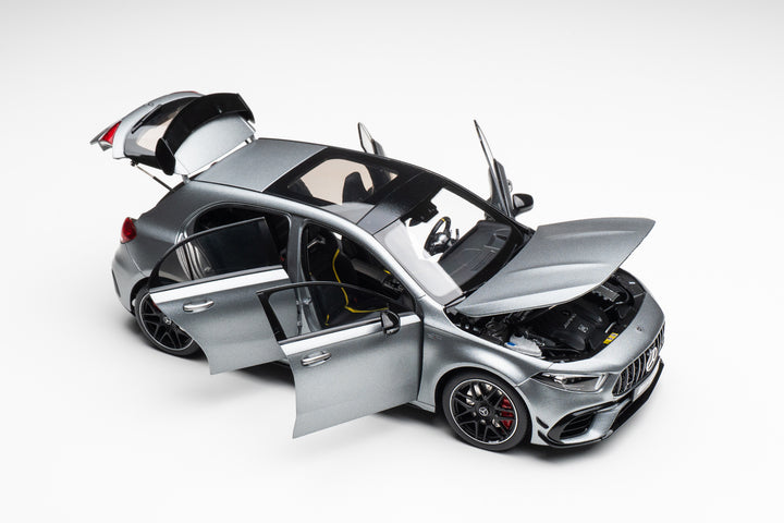 Kiloworks 1:18 Mercedes-Benz AMG A45 S Grey LHD KLW000301