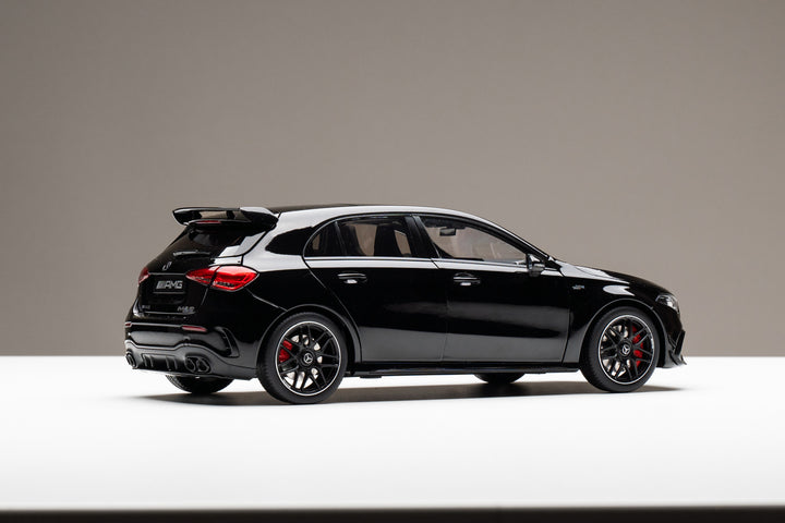 Kiloworks 1:18 Mercedes-Benz AMG A45 S Black LHD