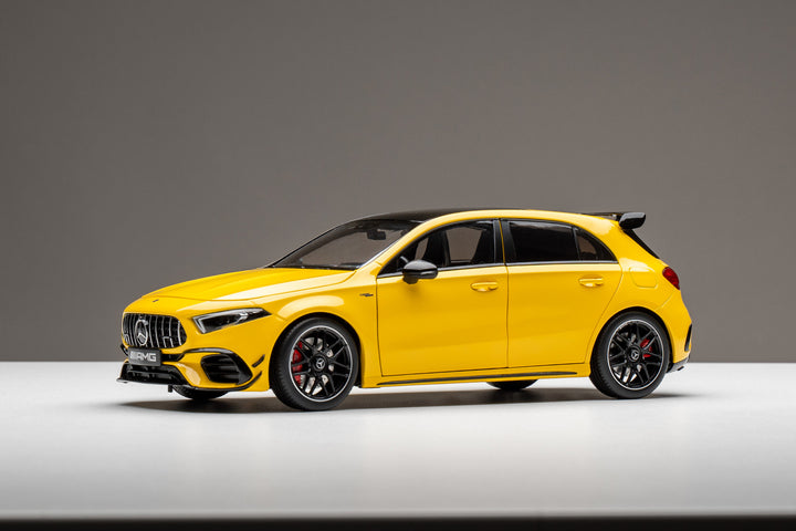 [Preorder] Kiloworks 1:18 Mercedes-Benz AMG A45 S Yellow LHD