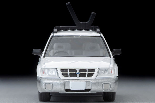 TLVN Tomica Limited Vintage Neo 1:64 SUBARU FORESTER Custom with Kayak, figure LV-N328b