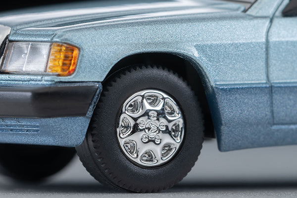 [Preorder] TLVN Tomica Limited Vintage Neo 1:64 1992 Mercedes-Benz 190E (Pearl Blue) LV-N77c