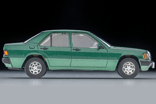 [Preorder] TLVN Tomica Limited Vintage Neo 1:64 1992 Mercedes-Benz 190E (Green) LV-N77d