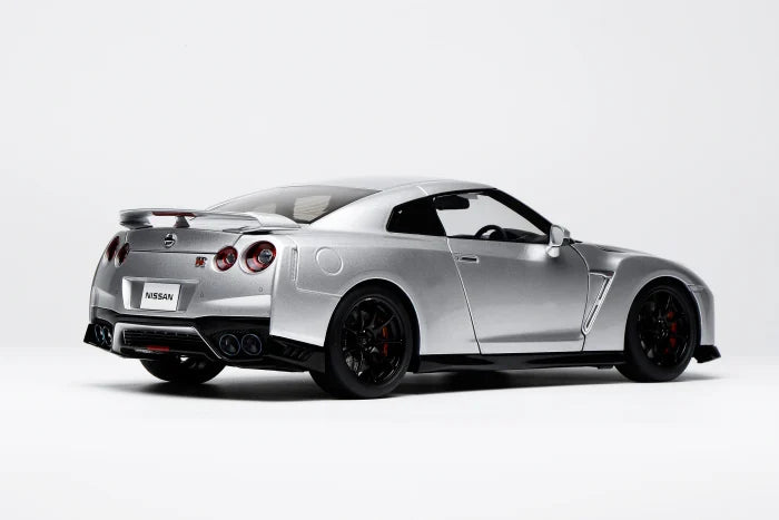 Motor Helix R35 MOTORHELIX 1:18 Nissan GT-R(R35) Track Edition Engineered By NISMO 202 ...