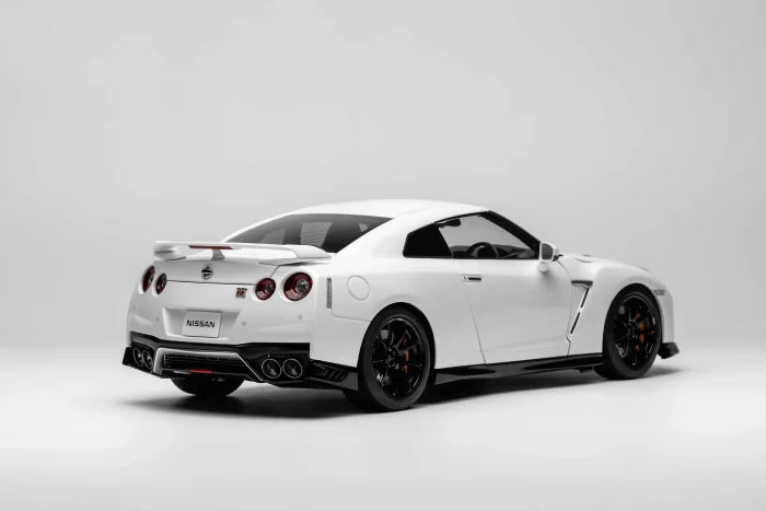 Motor Helix R35 MOTORHELIX 1:18 Nissan GT-R (R35) Track Edition Engineered by NISMO T ...