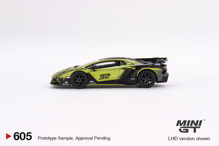 Mini GT 1:64 LB-Silhouette WORKS Lamborghini Aventador GT EVO Lime Side MGT00605