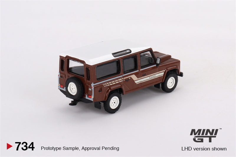 Mini GT 1:64 Land Rover Defender 110 1985 County Station Wagon MGT00734 rear