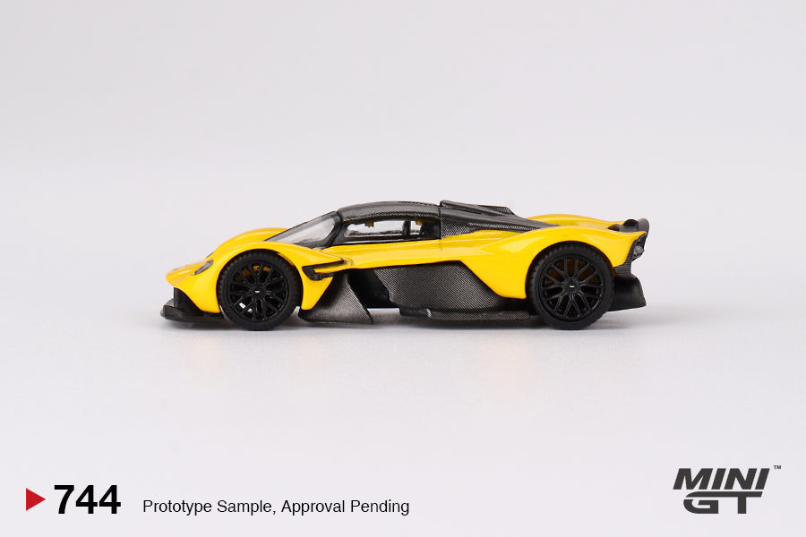 Mini GT 1:64 Aston Martin Valkyrie Sunburst Yellow MGT00744 side