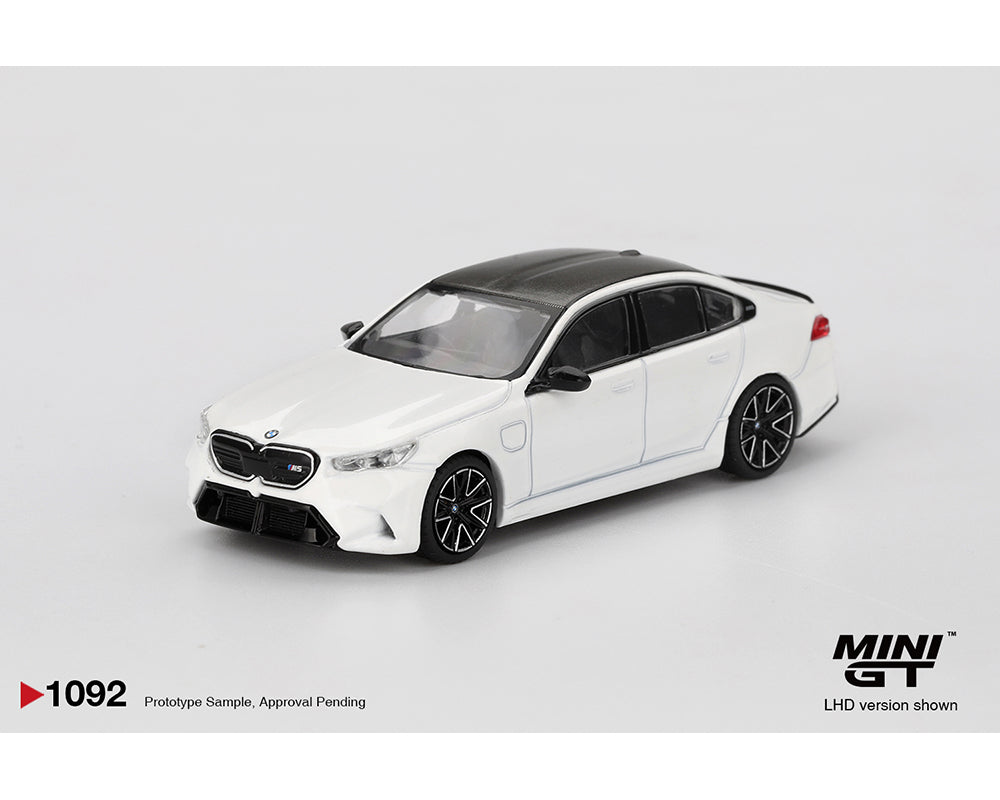 [Preorder] Mini GT 1:64 BMW M5 – Alpine White MGT01092-BL