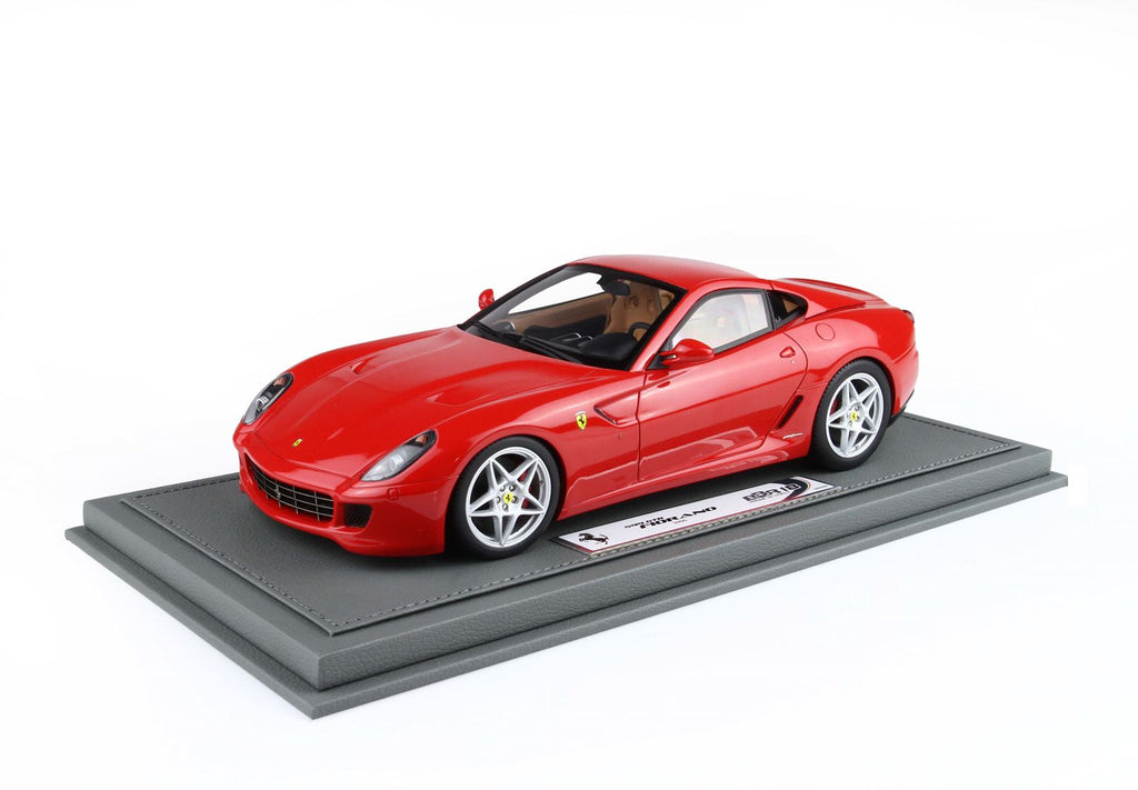 BBR Ferrari 599 GTB Fiorano 2006 Grigio Titanio 1/18 Avec écrin BBR1871C1-VET