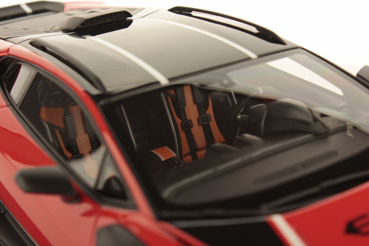 [Preorder] MR Collection 1:18 Lamborghini Huracan Sterrato (Arancio Xanto)