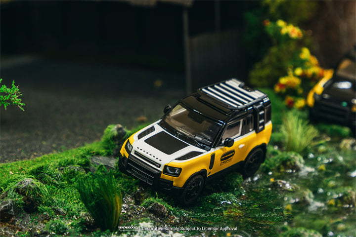 [Preorder] Tarmac Works 1:64 Land Rover Defender 90 Trophy Edition