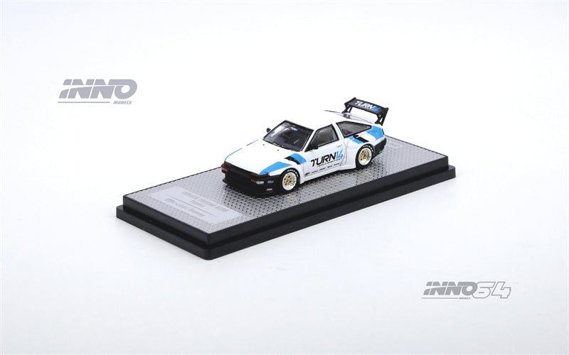 INNO64 1:64 Toyota AE86 Trueno Pandem Rocket Bunny - Arancione Racing E.prime