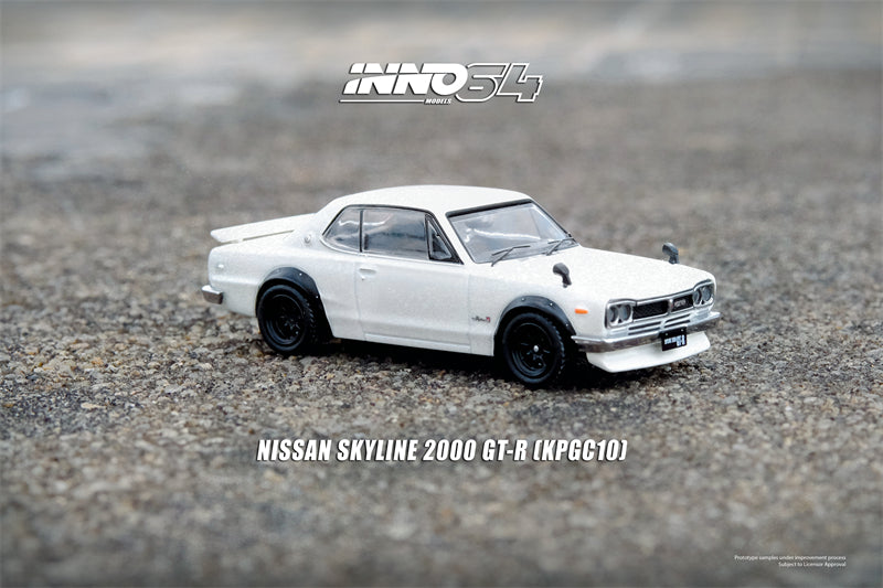 Inno64 1:64 Nissan Skyline 2000 GT-R (KPGC10) White