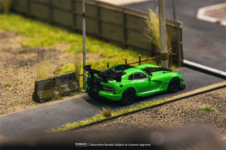[Preorder] Tarmac Works 1:64 Dodge Viper ACR Extreme Green Metallic