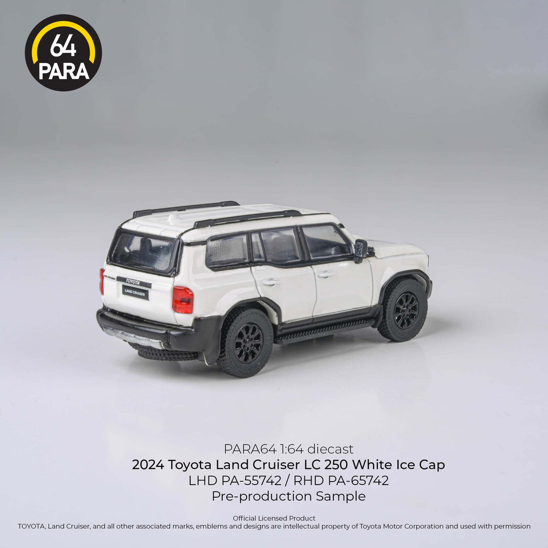 PARA64 1:64 2024 Land Cruiser 250 Prado White Ice Cap RHD