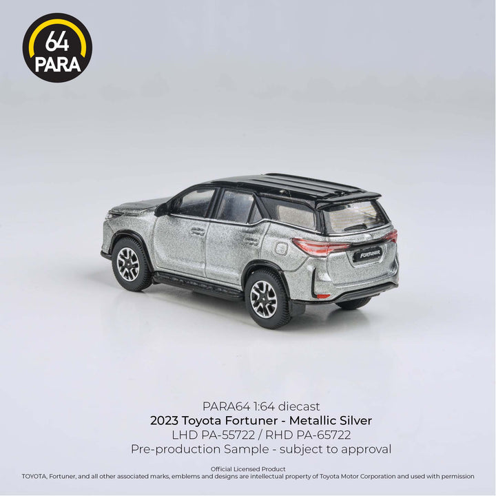 [Preorder] PARA64 1/64 2023 Toyota Fortuner Platinum Silver RHD (Philippines exclusive)