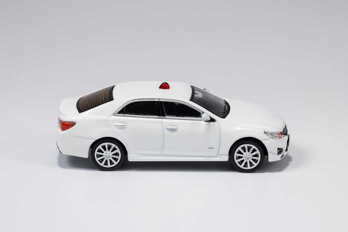 もっくん家具TOYOTA MARK X GCD 1:64 Toyota Mark X 2nd Generation White / Silver / Black