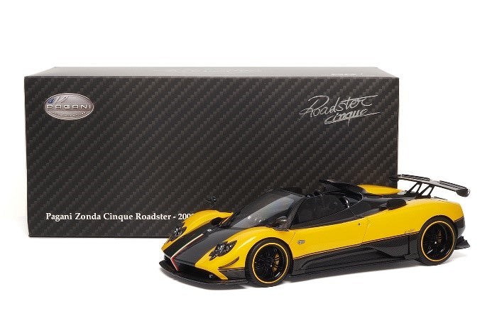 [Preorder] Almost Real 1:18  Pagani Zonda Cinque Roadster - 2009 - Giallo Ginevra 850613001