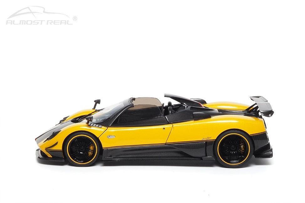 [Preorder] Almost Real 1:18  Pagani Zonda Cinque Roadster - 2009 - Giallo Ginevra 850613001