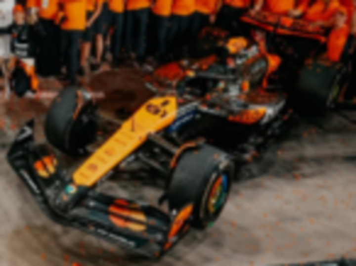 [Preorder] Spark 1:43 McLaren MCL38 No.4 & No.81 Constructor Champion 2024 - Lando Norris  & Oscar Piastri