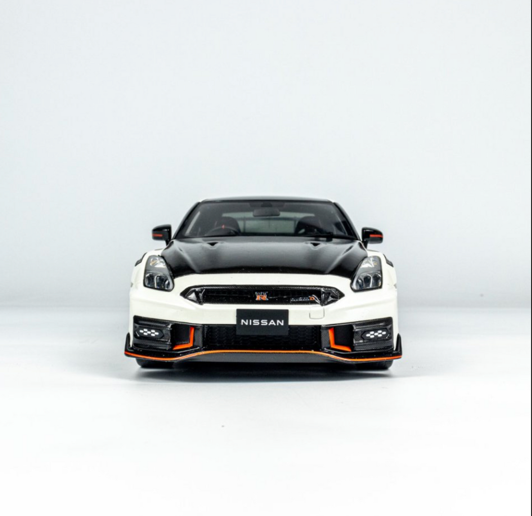 [Preorder] Kyosho 1:18 Nissan GT-R NISMO 2024 Special Edition (WHITE)