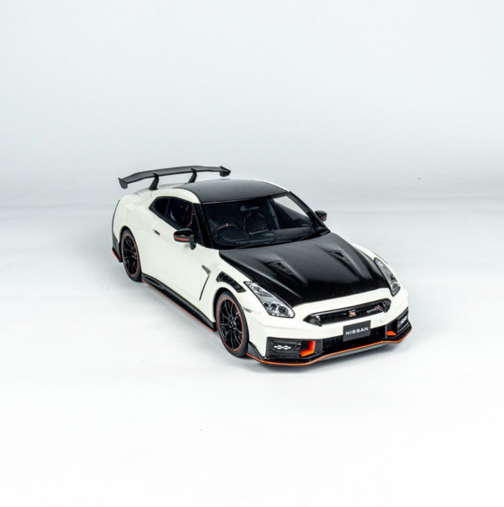 [Preorder] Kyosho 1:18 Nissan GT-R NISMO 2024 Special Edition (WHITE)