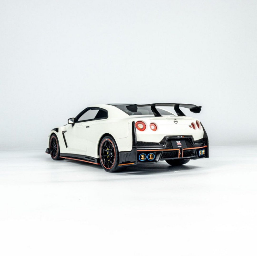 [Preorder] Kyosho 1:18 Nissan GT-R NISMO 2024 Special Edition (WHITE)