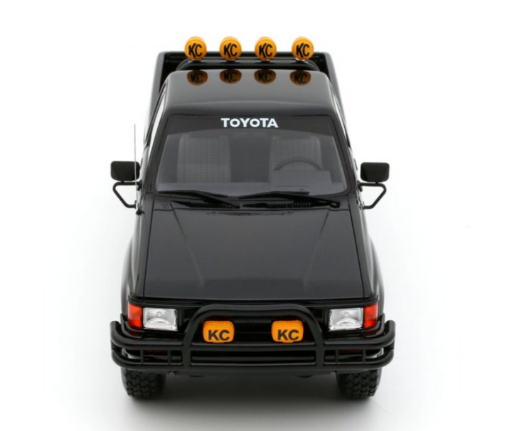 [Preorder] OttO 1:18 TOYOTA HILUX SR5 GLOSSY BLACK 202 1985 OT481