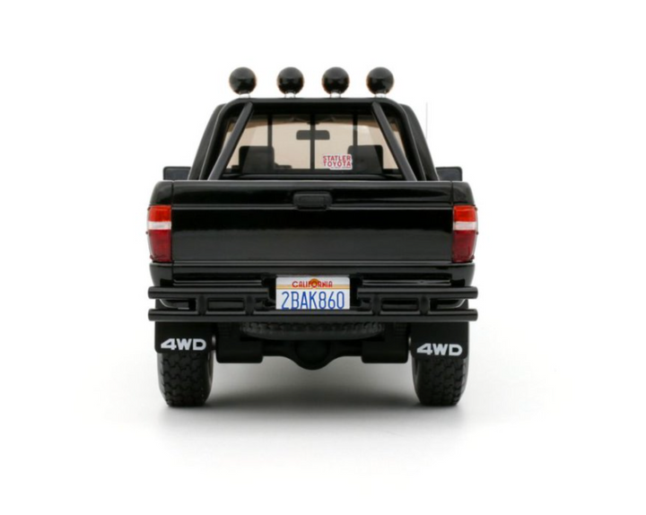 [Preorder] OttO 1:18 TOYOTA HILUX SR5 GLOSSY BLACK 202 1985 OT481