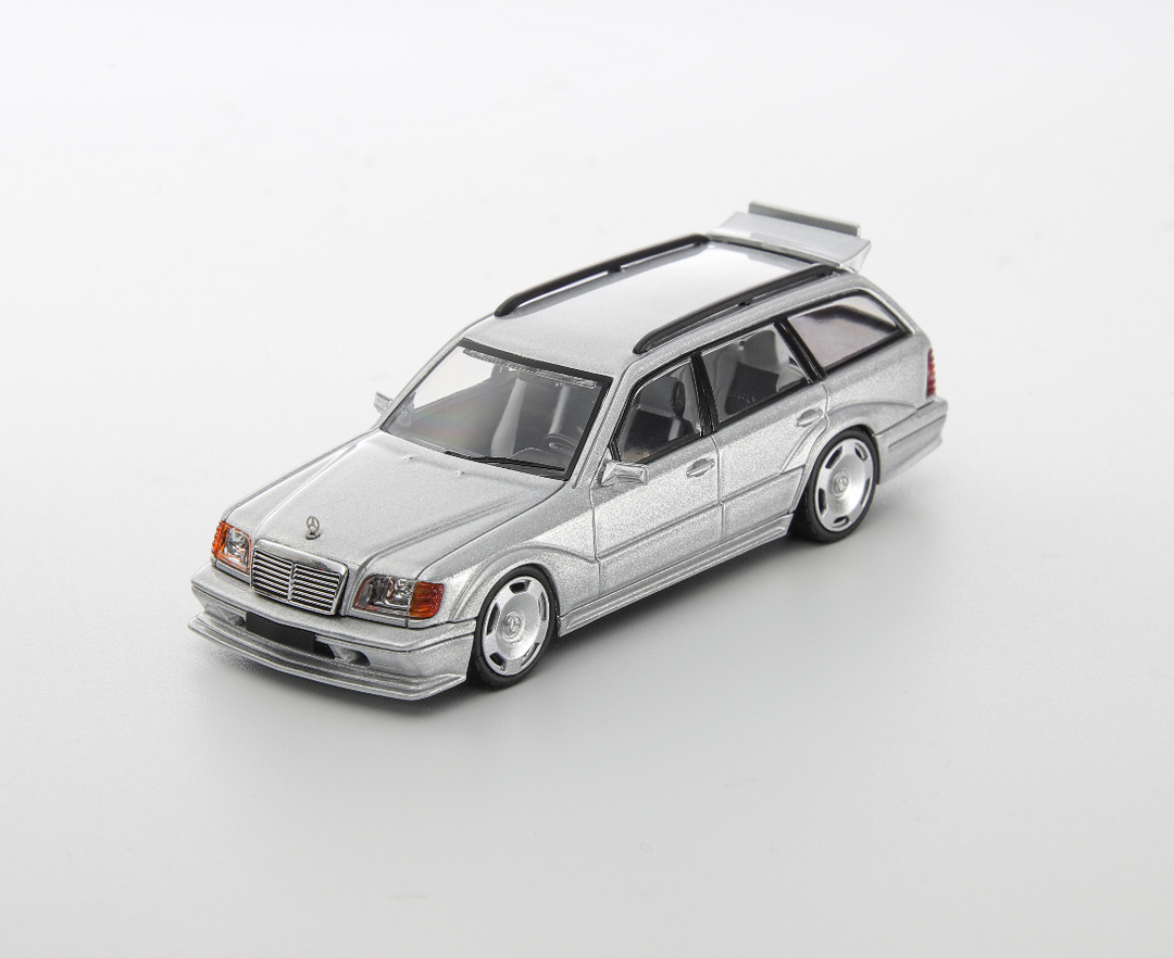 [Preorder] Mortal 1:64 MERCEDES-BENZ S124 T MODEII EVO2 (3 Colours)
