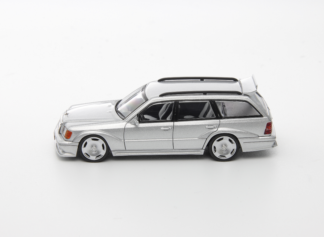 [Preorder] Mortal 1:64 MERCEDES-BENZ S124 T MODEII EVO2 (3 Colours)