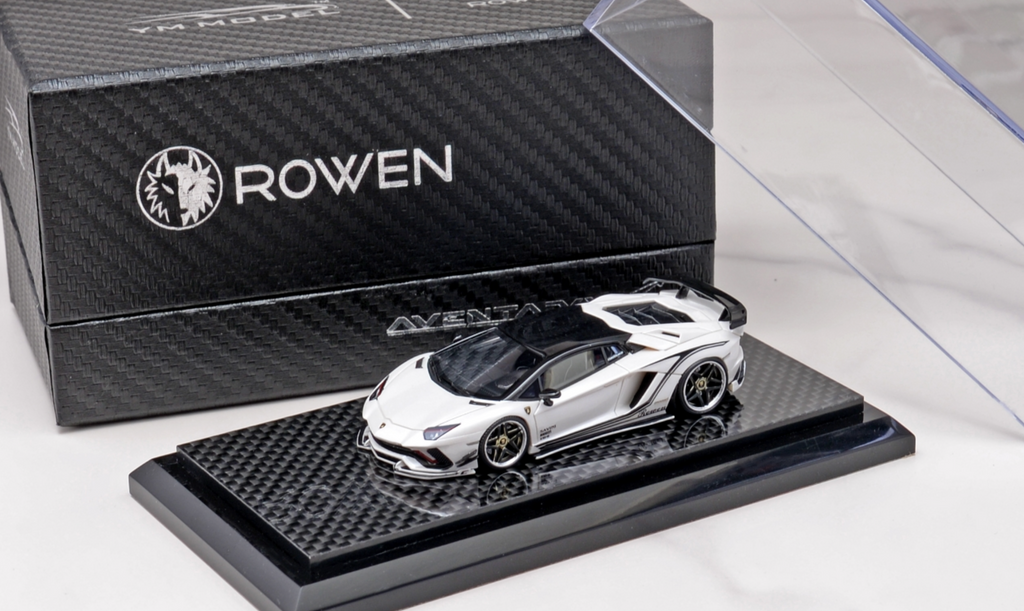 YM Model 1:64 Rowen Lamborghini Aventador S Black Top Livery