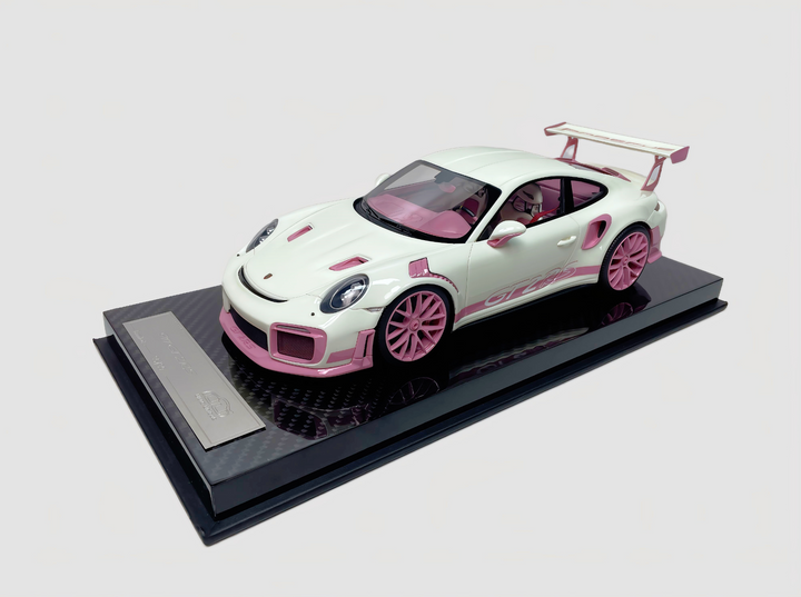 [Preorder] Ultra Unique 1:18 Porsche 911 GT2RS (2 Colours)
