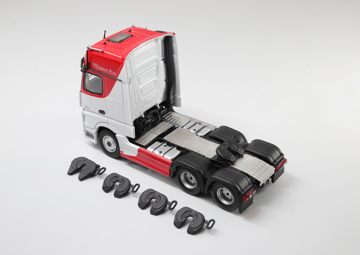[Preorder] GCD 1:64 Mercedes-Benz Actros 3 axle tractor with retractable trailer (3 Colours)