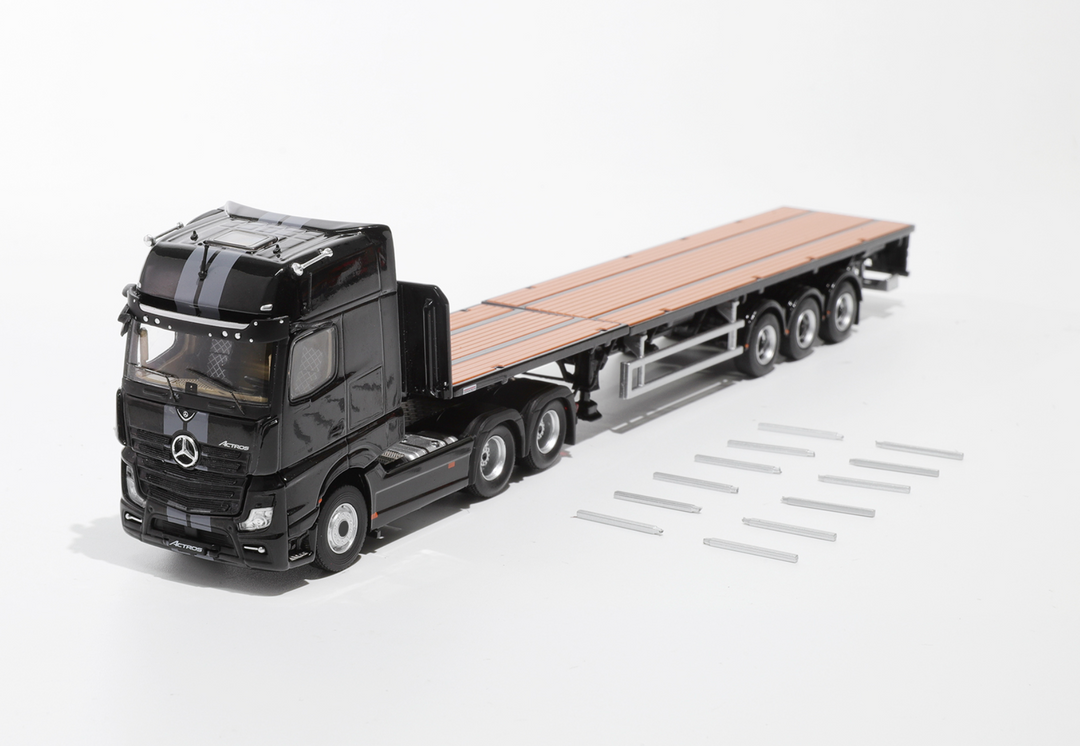 [Preorder] GCD 1:64 Mercedes-Benz Actros 3 axle tractor with retractable trailer (3 Colours)