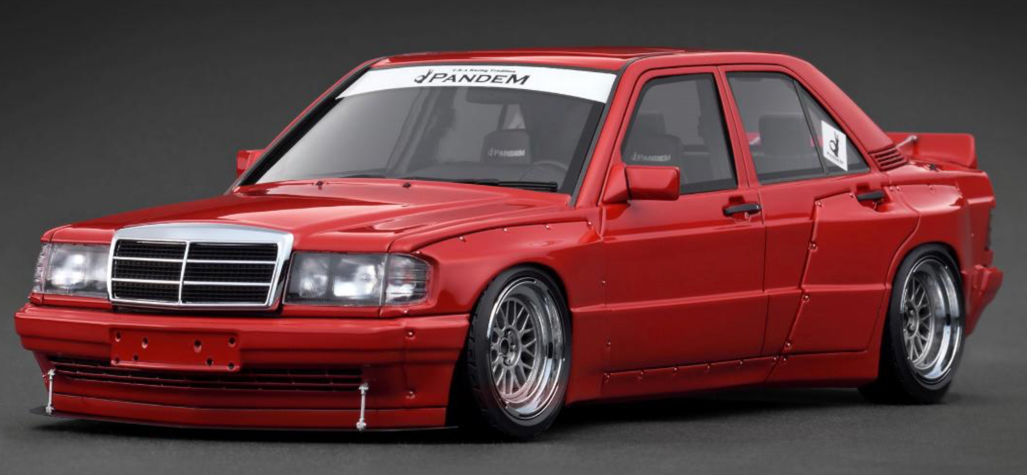 1:18 Mercedes-Benz W201 190E PANDEM -- Black -- Ignition Model