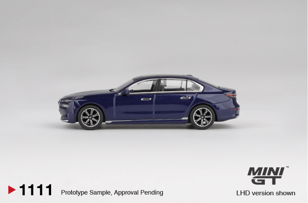 [Preorder] MINIGT 1:64 BMW i7 xDrive60 Tanzanite Blue Metallic MGT01111-BL