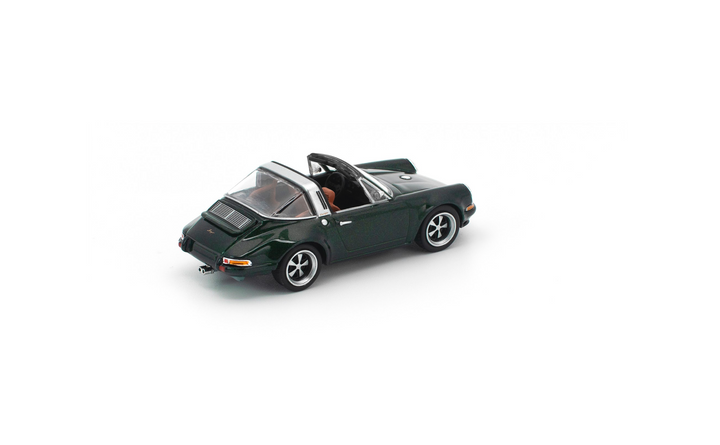 [Preorder] POPRACE 1:64 Porsche SINGER TARGA GREEN PR640068