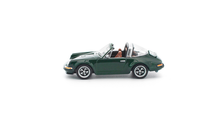 [Preorder] POPRACE 1:64 Porsche SINGER TARGA GREEN PR640068