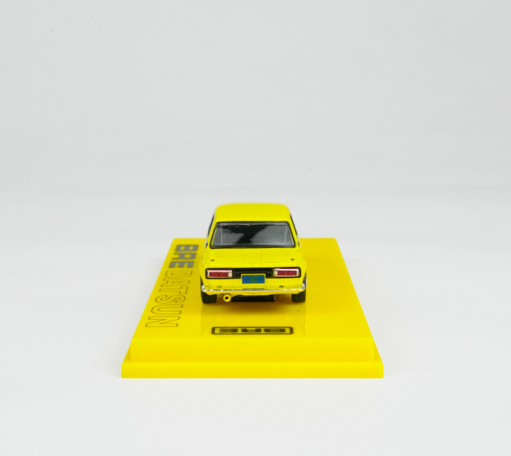 Tarmac Works 1:64 Datsun 510 Brock Buster Peter Brock T64R-052-BB